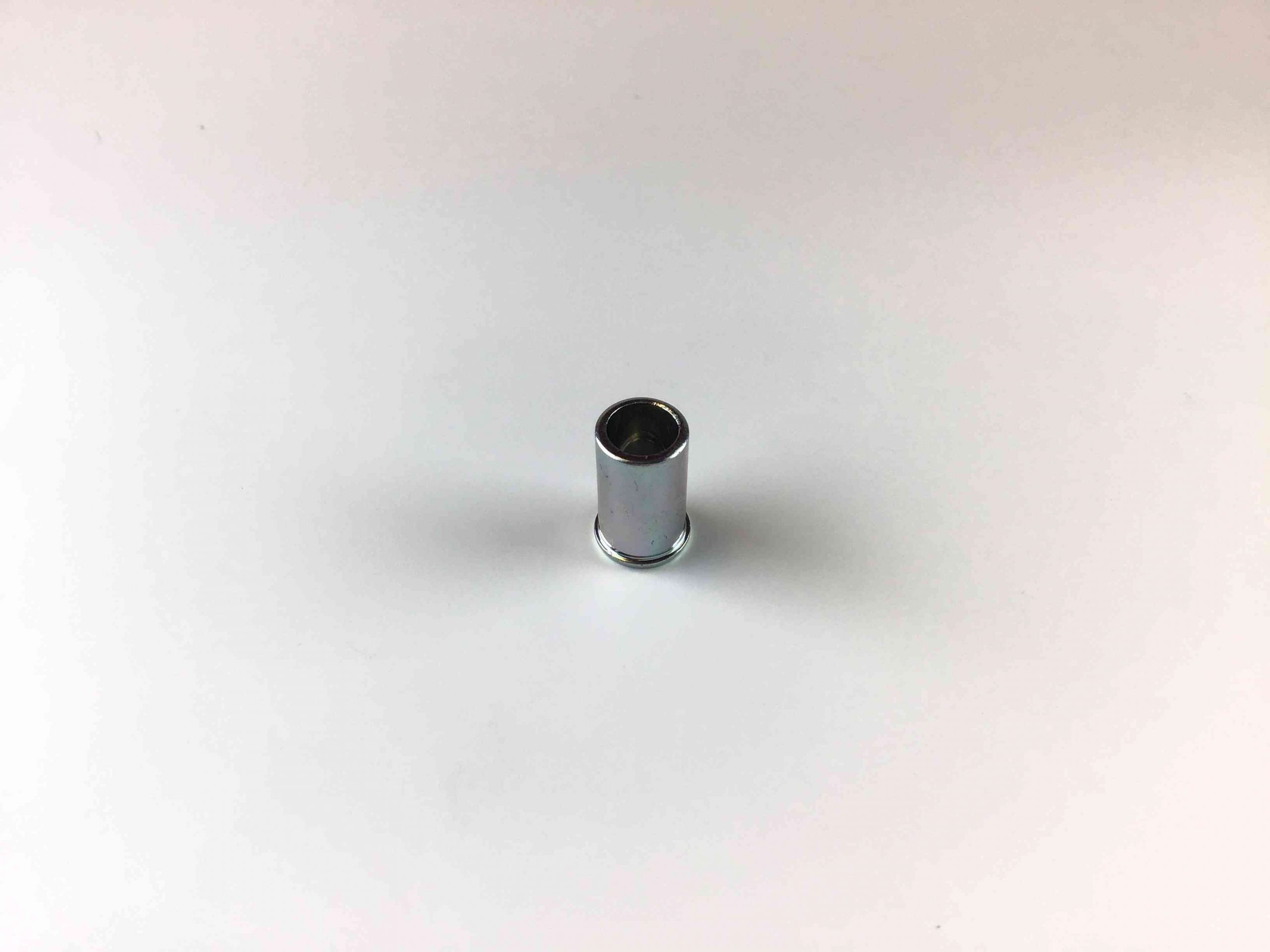 つば付スペーサー_①